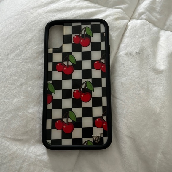 10 or 10s, iphone - Picture 1 of 1